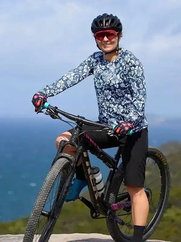 bike helmet womens uk Susan G. Komen Sport Adult Just under the top tier Ember within Giros womens specific road cycling helmet line is the Seyen MIPS Helmet Bike Helmet Fit, Sizing, and