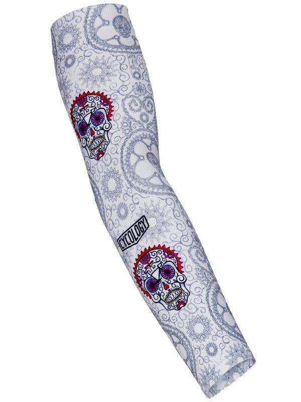Cycling arm sleeve with sugar skull and paisley pattern, ideal for men's and women's bike rides